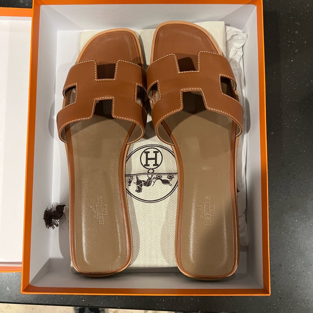 Hermes Women’s Oran Sandal